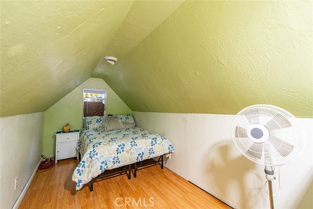 23120 Sycamore Lane, Crestline CA: https://media.crmls.org/medias/cb78a976-7b2d-404f-9ebe-2b85101bd71e.jpg