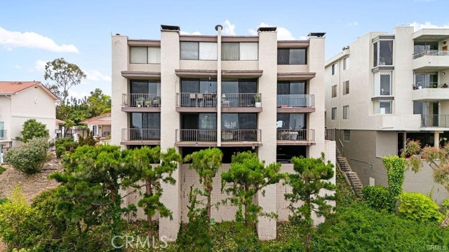 Detail Gallery Image 10 of 11 For 5959 Peacock Ridge Rd #2,  Rancho Palos Verdes,  CA 90275 - 2 Beds | 2 Baths