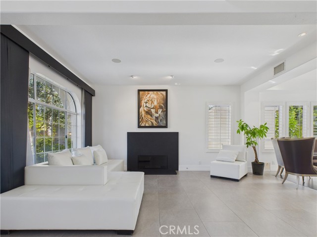 Detail Gallery Image 7 of 46 For 26990 Abbey Glen, Yorba Linda,  CA 92887 - 5 Beds | 3/1 Baths