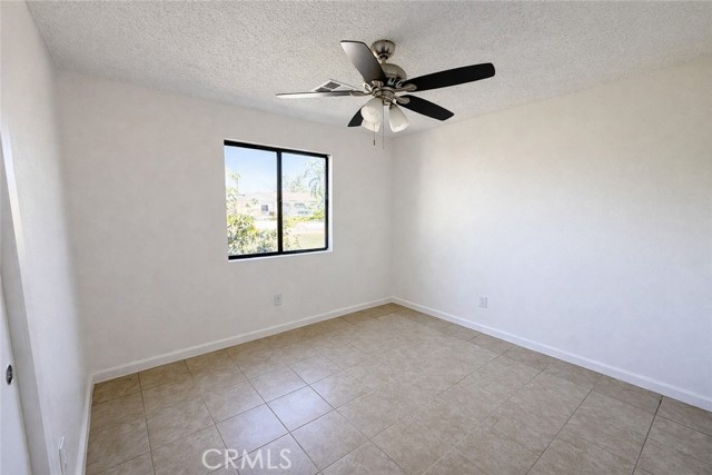 Detail Gallery Image 12 of 18 For 7601 Letty, Lamont,  CA 93241 - 3 Beds | 2 Baths