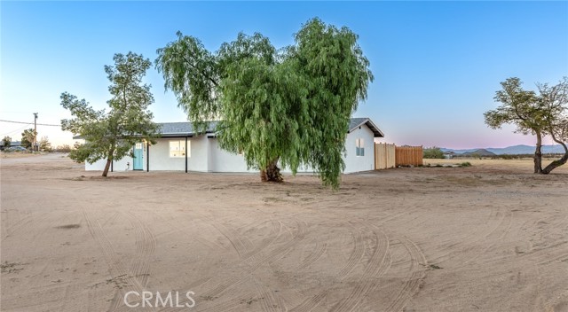 Detail Gallery Image 6 of 39 For 60396 Napa Rd, Landers,  CA 92285 - 2 Beds | 2 Baths