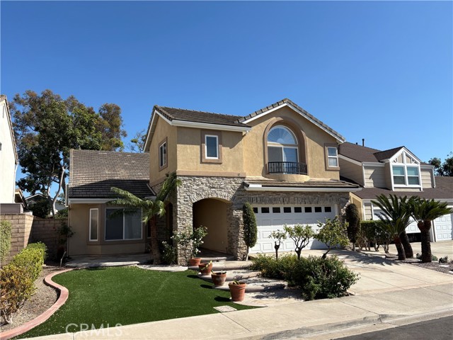 12 Longstreet, Irvine CA: https://media.crmls.org/medias/cb7af7a3-759d-469a-81a0-7e2bef313c0f.jpg