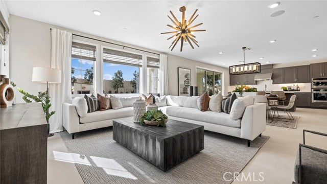Detail Gallery Image 11 of 34 For 9642 Dawning Dr, Huntington Beach,  CA 92646 - 4 Beds | 4/1 Baths