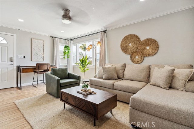 Image 3 of 18 For 4073 Riviera Drive