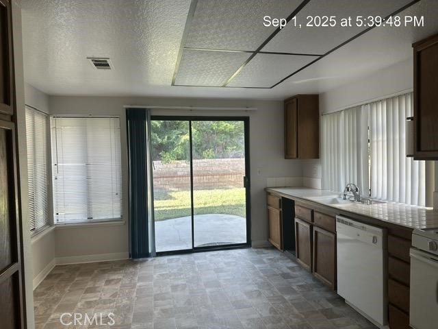 Detail Gallery Image 3 of 5 For 22935 True Grit Pl, Diamond Bar,  CA 91765 - 3 Beds | 2 Baths