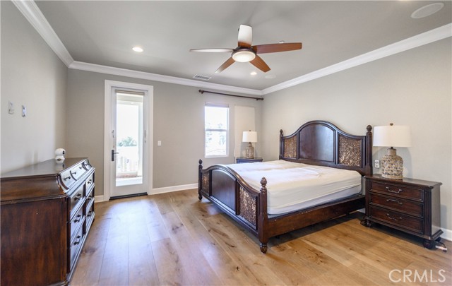 62 Heirloom, Irvine CA: https://media.crmls.org/medias/cb7d122e-e967-499f-8c2a-b2c66ed0302d.jpg