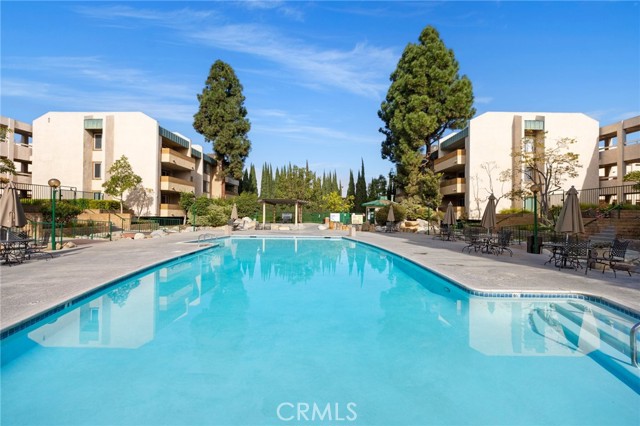 Detail Gallery Image 32 of 42 For 12141 Centralia St #208,  Lakewood,  CA 90715 - 2 Beds | 2 Baths