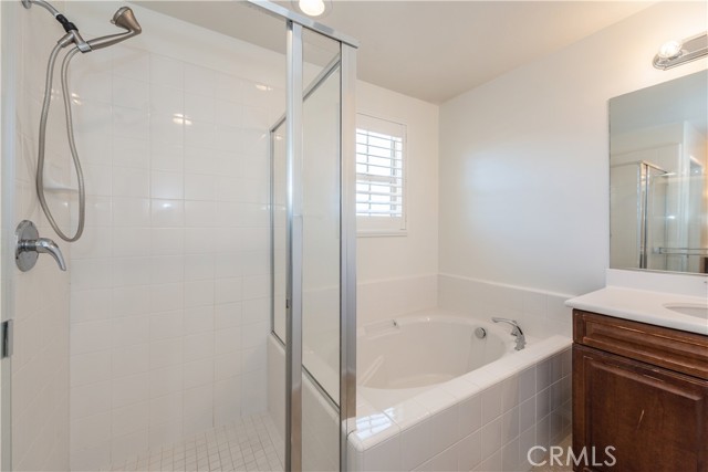 142 Full Moon, Irvine CA: https://media.crmls.org/medias/cb7dde3c-666e-4494-9157-2a0c1822cdc7.jpg