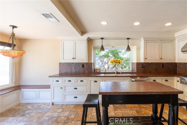 Detail Gallery Image 16 of 56 For 6535 E Yosemite, Orange,  CA 92867 - 4 Beds | 2 Baths