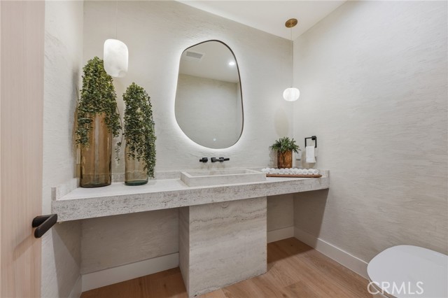 Detail Gallery Image 8 of 36 For 16252 Addison St, Encino,  CA 91436 - 7 Beds | 7/1 Baths