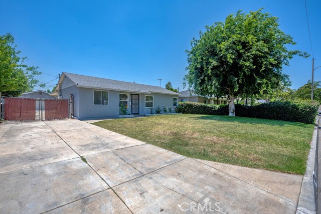 328 Joella Street, Monrovia CA: https://media.crmls.org/medias/cb7ef2b7-8a90-4caa-9559-c5cc8f6d83fb.jpg