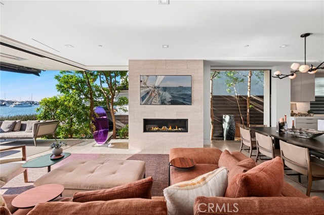 Image 8 of 62 For 304 Bay Front