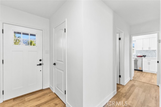 325 Echo Court, San Bernardino CA: https://media.crmls.org/medias/cb7f9825-fd3b-4ddf-a329-b78457589fb6.jpg