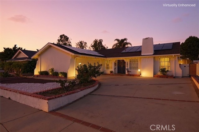 27828 Parkvale, Santa Clarita CA: https://media.crmls.org/medias/cb817ad7-b638-4304-a6d0-48a100d95649.jpg