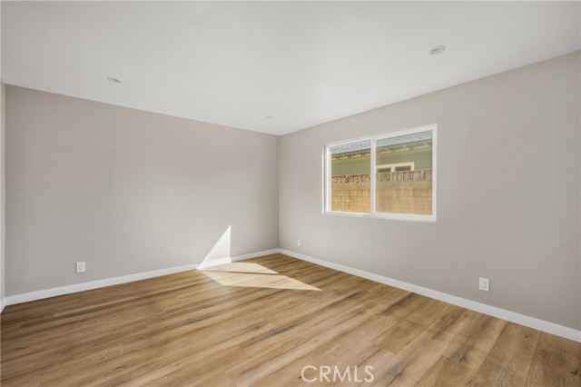 Detail Gallery Image 14 of 17 For 121 S Illinois St #2,  Anaheim,  CA 92805 - 2 Beds | 1 Baths