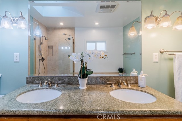Detail Gallery Image 14 of 24 For 22734 Marjorie, Torrance,  CA 90505 - 3 Beds | 2 Baths
