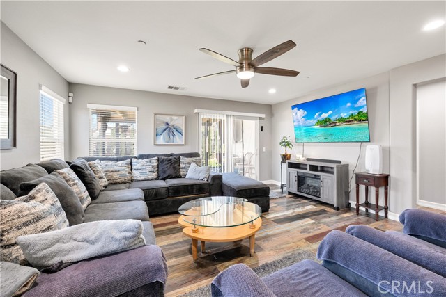 Detail Gallery Image 19 of 40 For 3319 Appalachian, Perris,  CA 92570 - 4 Beds | 2 Baths