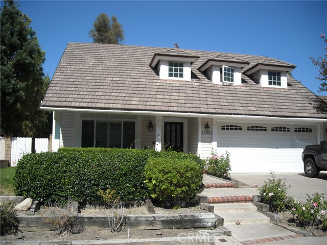 22081 Broken Bow Drive, Lake Forest CA: https://media.crmls.org/medias/cb823c81-9f2e-41bc-8af8-fe934d51de0b.jpg