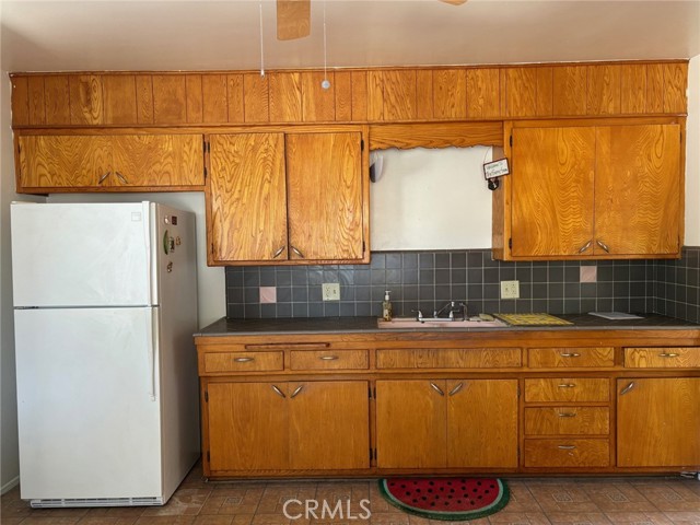 Detail Gallery Image 6 of 7 For 41816 Acacia, Hemet,  CA 92544 - 2 Beds | 1 Baths