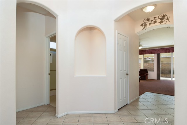 Detail Gallery Image 6 of 33 For 1450 Barbados Dr, Hemet,  CA 92543 - 3 Beds | 2 Baths