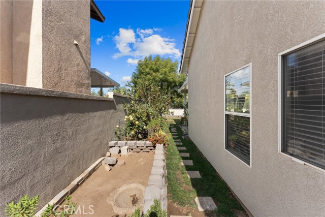 Detail Gallery Image 40 of 48 For 1065 Summerplace Ct, Corona,  CA 92881 - 4 Beds | 3/1 Baths