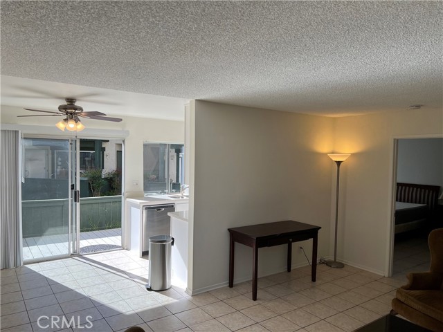 Detail Gallery Image 9 of 15 For 23224 Orange, Lake Forest,  CA 92630 - 1 Beds | 1 Baths