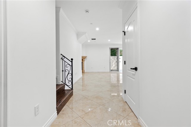 Detail Gallery Image 12 of 50 For 333 Milford #105,  Glendale,  CA 91203 - 2 Beds | 3 Baths