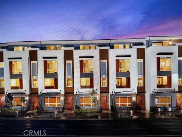 1816 E 1ST Street, Santa Ana CA: https://media.crmls.org/medias/cb887c97-8315-4a24-839e-be75e5680b3e.jpg