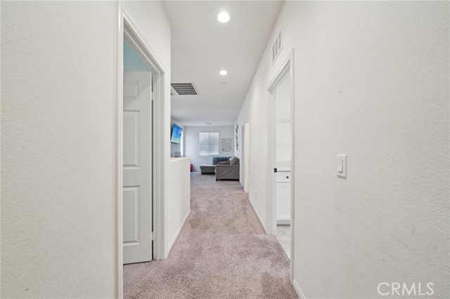 Detail Gallery Image 43 of 57 For 618 S Brampton Ln, Rialto,  CA 92376 - 4 Beds | 3 Baths