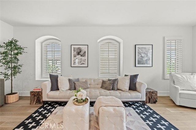 117 Andirons, Irvine CA: https://media.crmls.org/medias/cb8943a7-f2bc-4ad5-9a48-c9290a660347.jpg