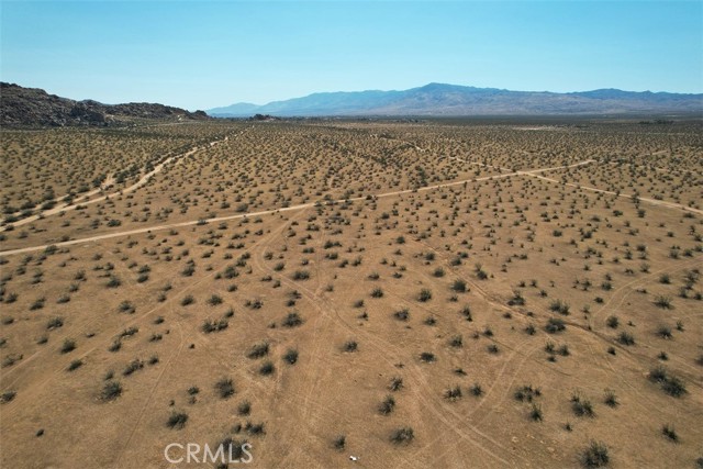 2 Lynn Road, Apple Valley, California 92307, ,Land,For Sale,2 Lynn Road,CRHD23170098