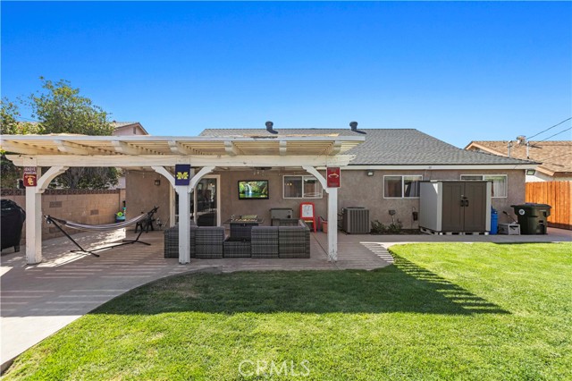 Detail Gallery Image 35 of 36 For 27036 Langside Ave, Canyon Country,  CA 91351 - 5 Beds | 2 Baths