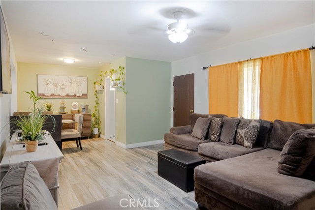 1250 W Camile Street, Santa Ana CA: https://media.crmls.org/medias/cb89b043-e973-4c6c-aab0-8f77c986628d.jpg