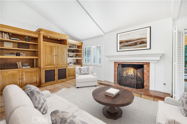 Detail Gallery Image 6 of 19 For 3802 Daguerre Ave, Calabasas,  CA 91302 - 5 Beds | 3 Baths