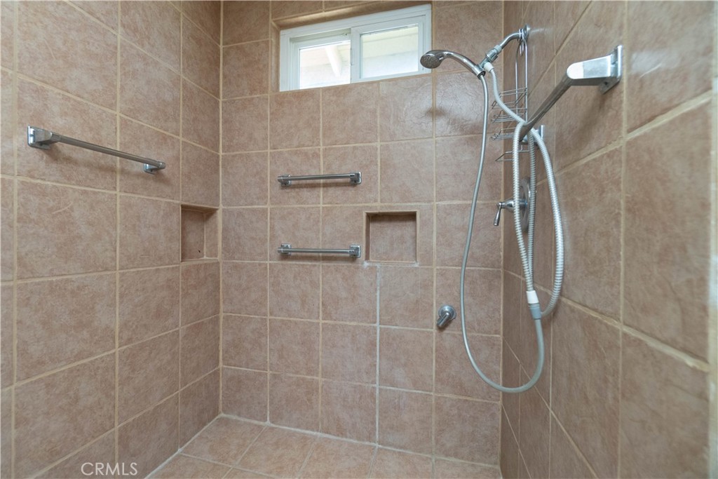 MLS #IG25108275 img 28