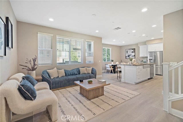 Detail Gallery Image 3 of 75 For 7459 Solstice Pl, Rancho Cucamonga,  CA 91739 - 3 Beds | 3 Baths