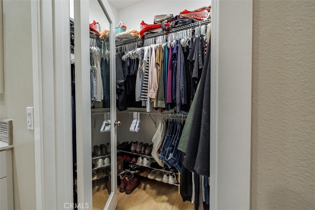 MLS #OC25269938 image #31