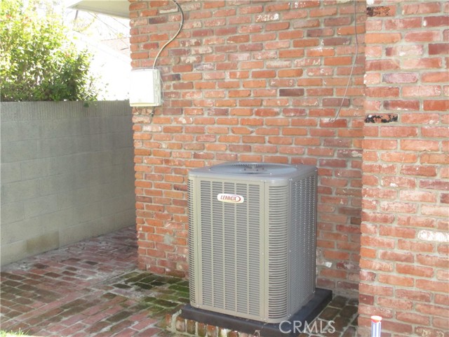 Detail Gallery Image 7 of 41 For 2281 Faust Ave, Long Beach,  CA 90815 - 3 Beds | 3 Baths