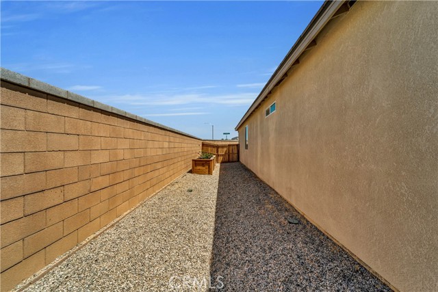 Detail Gallery Image 34 of 38 For 3932 Birchwood Ave, Rosamond,  CA 93560 - 4 Beds | 3 Baths