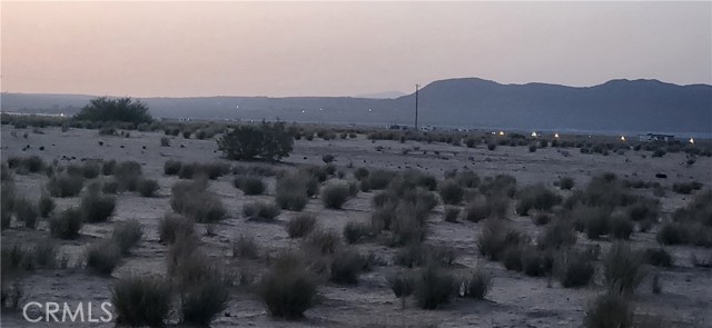 0 Cascade, Joshua Tree CA: https://media.crmls.org/medias/cb8dcd3f-8d50-4a46-ae21-4044277cb098.jpg