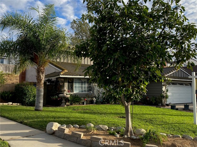 Detail Gallery Image 3 of 11 For 1522 Del Norte Dr, Corona,  CA 92879 - 5 Beds | 2/1 Baths