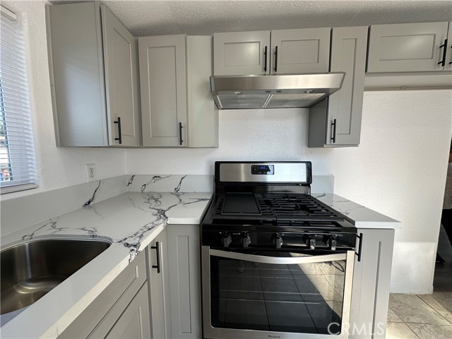16018 Nordhoff Street, North Hills CA: https://media.crmls.org/medias/cb8e84c5-7919-486f-b6dd-1e147653cf4e.jpg