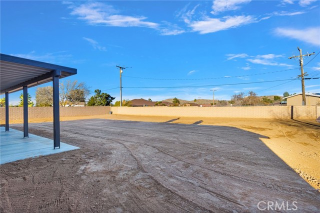 Detail Gallery Image 34 of 44 For 14305 Bochee, Apple Valley,  CA 92307 - 4 Beds | 3 Baths