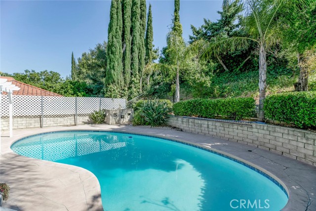 Detail Gallery Image 2 of 67 For 12457 Bradford Pl, Granada Hills,  CA 91344 - 4 Beds | 3 Baths