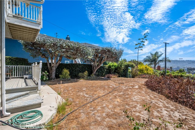 304 Avenue E, Redondo Beach CA: https://media.crmls.org/medias/cb8fb6a3-f34b-41b8-874b-a184d8195a88.jpg