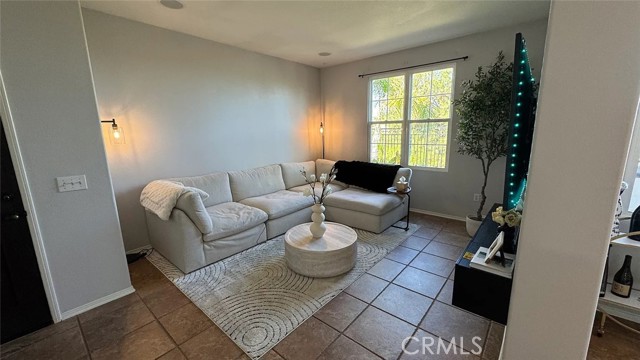 11472 Ghiberti Way, Porter Ranch CA: https://media.crmls.org/medias/cb903221-3ca0-4334-bfb7-c8e64a1d2cb2.jpg