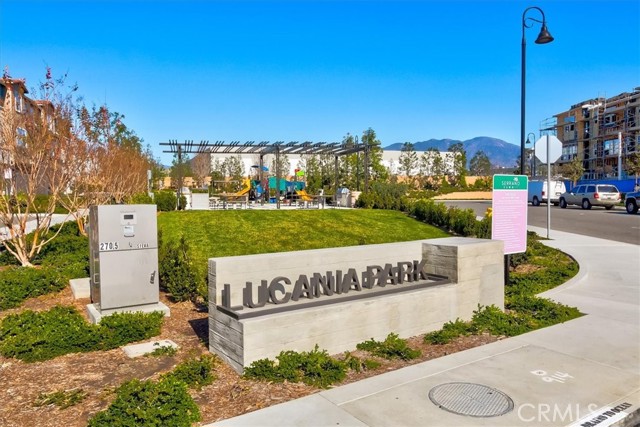 670 Athos, Lake Forest CA: https://media.crmls.org/medias/cb904d5e-a79c-4fb7-be87-04633c442e1b.jpg
