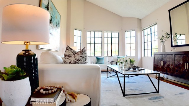 Detail Gallery Image 6 of 61 For 6 Skyline, Phillips Ranch,  CA 91766 - 4 Beds | 3 Baths