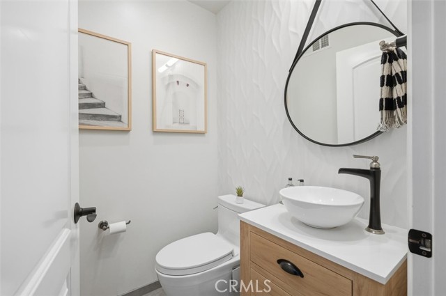 Detail Gallery Image 39 of 71 For 406 S Gertruda, Redondo Beach,  CA 90277 - 5 Beds | 4/1 Baths