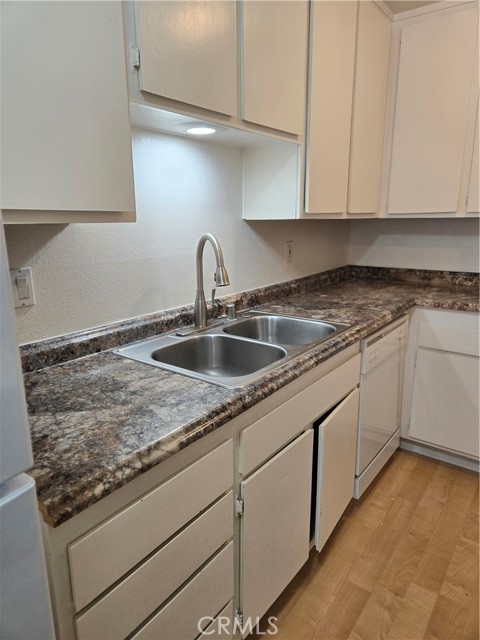 Detail Gallery Image 10 of 14 For 6542 Ocean Crest Dr #C211,  Rancho Palos Verdes,  CA 90275 - 1 Beds | 1 Baths